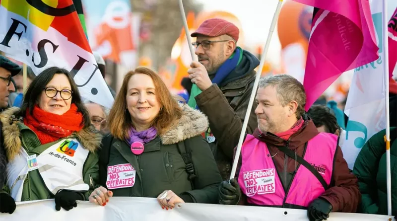 Simon Duteil et Murielle Guilbert, lors de la manifestation parisienne du 7 février 2023. [Martin Noda/Hans Lucas]