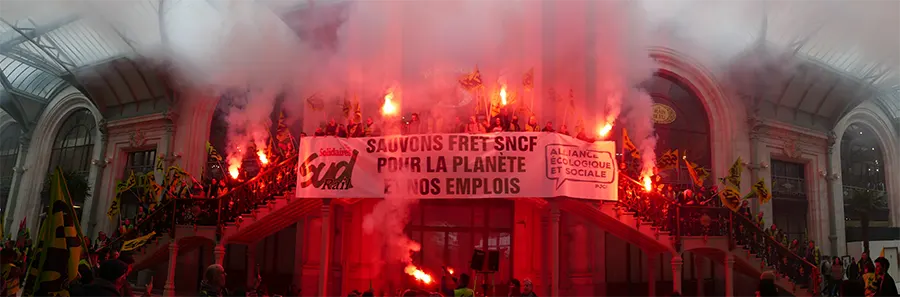 Action SUD-Rail pour le fret ferroviaire et l'écologie, le 8 février 2024 en gare de Lyon [Solidaires]