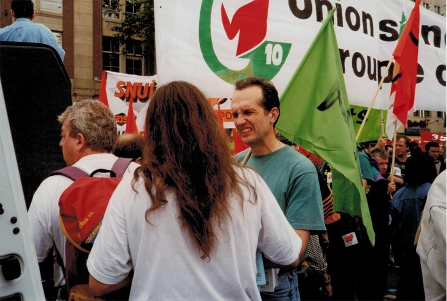 14 juin 1997 : Le G10-Solidaires est à Amsterdam pour la manifestation finale des Marches internationales contre le chômage et la précarité. [Coll. CM]