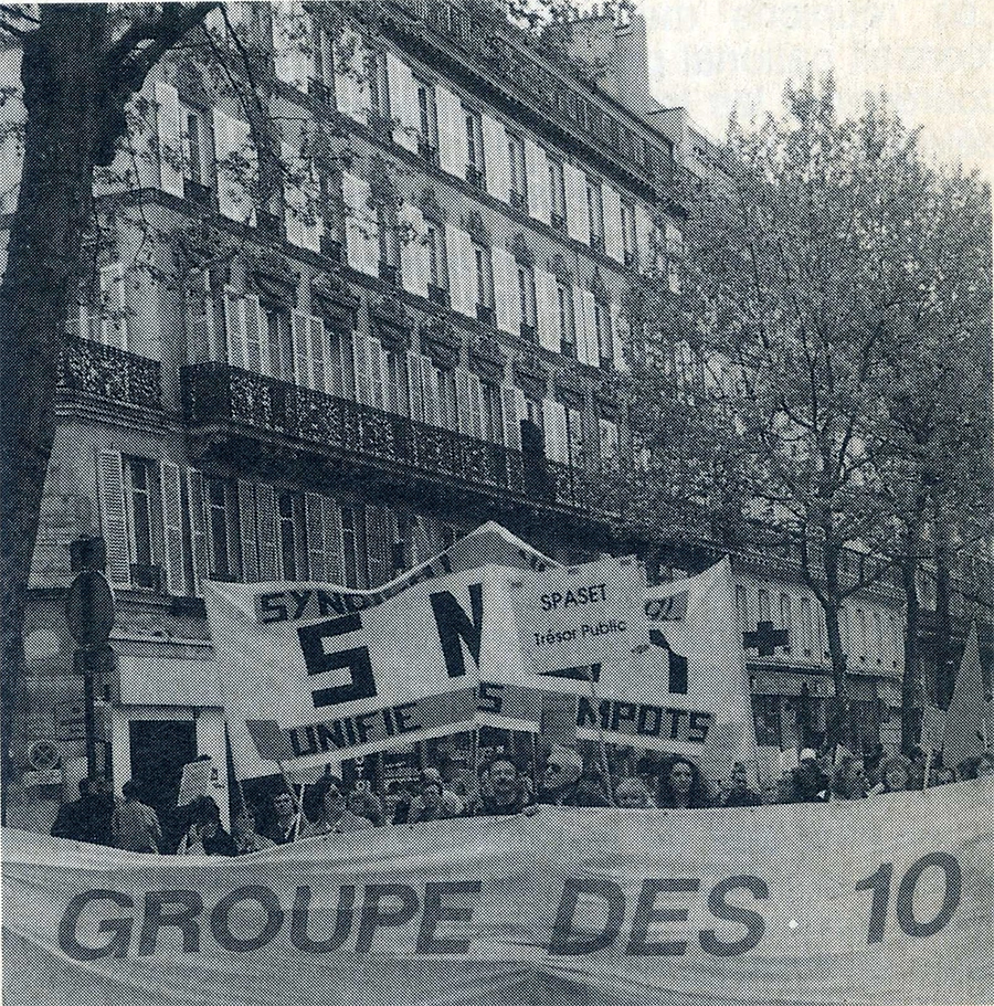 décembre 1995 : banderole du Groupe des Dix, avec le Syndicat national unifié des Impôts (SNUI) et le Syndicat professionnel et autonome des services extérieurs du Trésor (SPASMET). [DR]