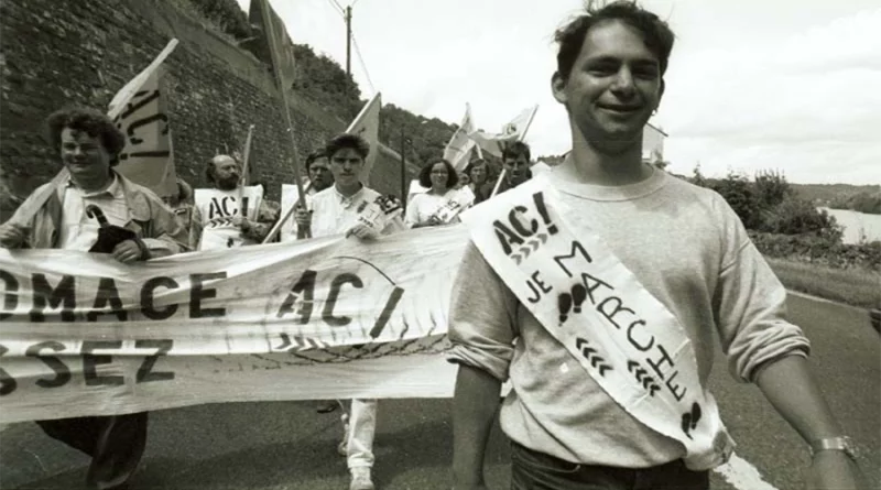 La Marche normande, en 1997. Couv. du livre publié pour les 20 ans des Marches. [Canal marches – Syllepse]